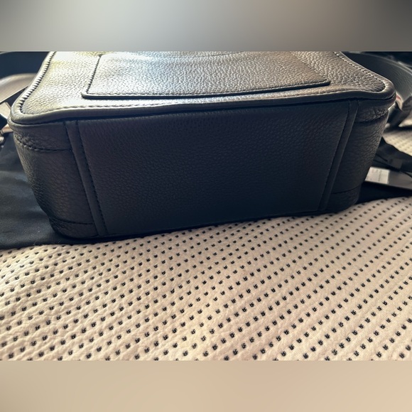 ✨SOLD✨ Marc Jacobs The Moto Shot 21 Black Camera Crossbody Bag Purse Handbag - Picture 4 of 10